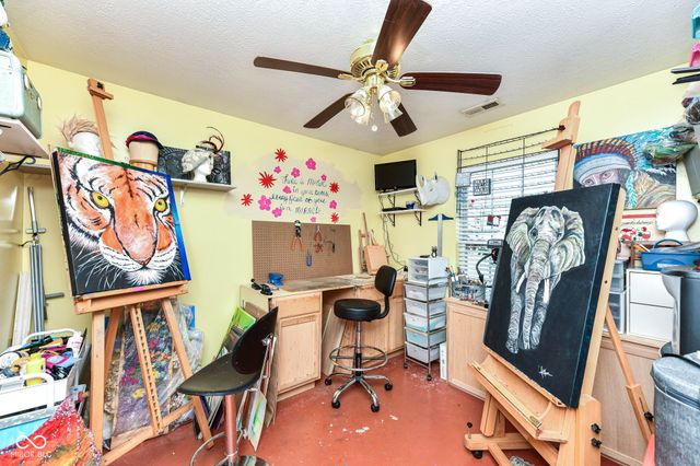 1214 Stonebridge Drive, Anderson, IN 46013