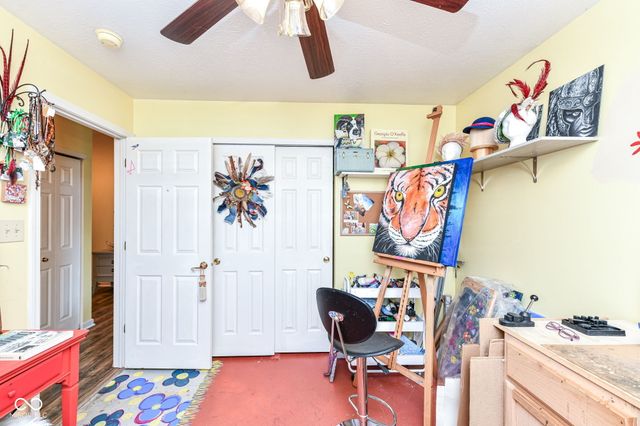 1214 Stonebridge Drive, Anderson, IN 46013
