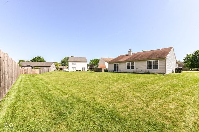 1214 Stonebridge Drive, Anderson, IN 46013