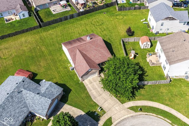 1214 Stonebridge Drive, Anderson, IN 46013