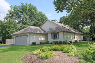 135 Miller Road, Lake Zurich, IL 60047