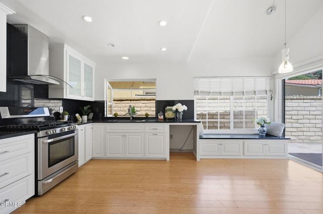 5058 Via Cupertino, Camarillo, CA 93012