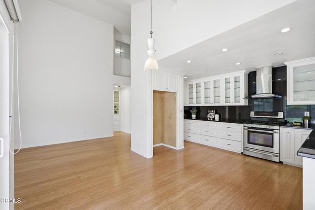 5058 Via Cupertino, Camarillo, CA 93012