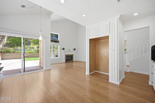 5058 Via Cupertino, Camarillo, CA 93012