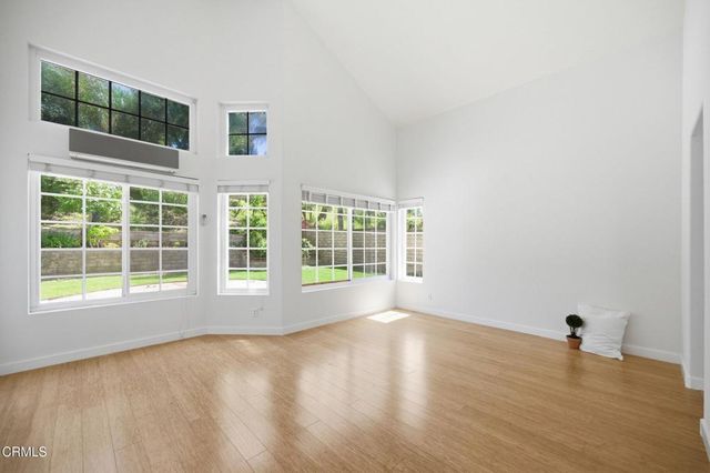 5058 Via Cupertino, Camarillo, CA 93012