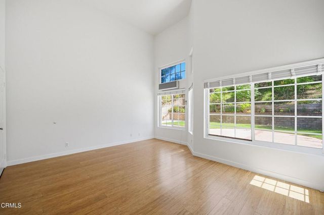 5058 Via Cupertino, Camarillo, CA 93012