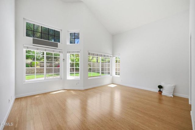 5058 Via Cupertino, Camarillo, CA 93012