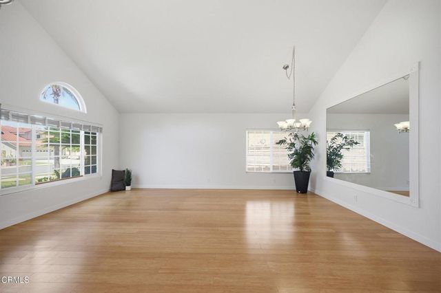 5058 Via Cupertino, Camarillo, CA 93012