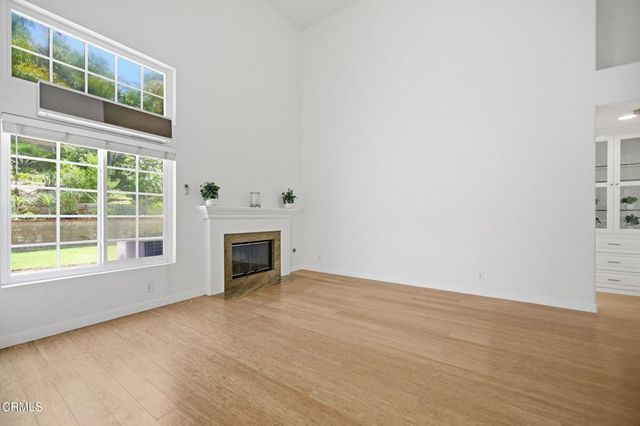 5058 Via Cupertino, Camarillo, CA 93012