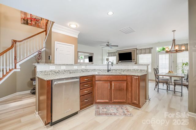 6422 Hasley Woods Drive, Huntersville, NC 28078