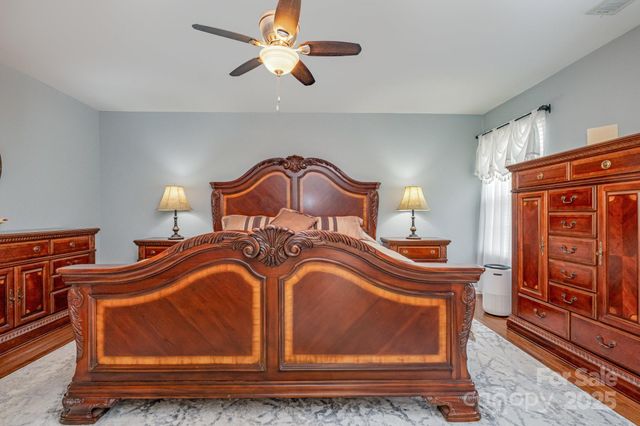 6422 Hasley Woods Drive, Huntersville, NC 28078