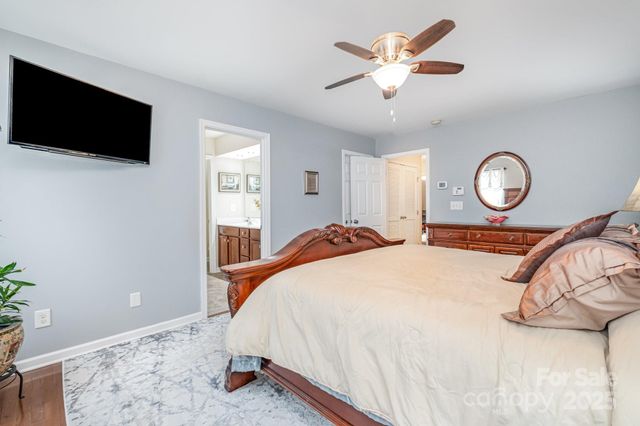 6422 Hasley Woods Drive, Huntersville, NC 28078