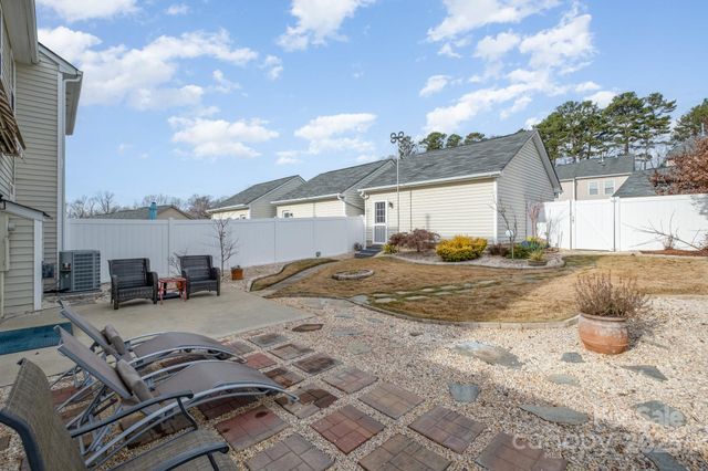 6422 Hasley Woods Drive, Huntersville, NC 28078