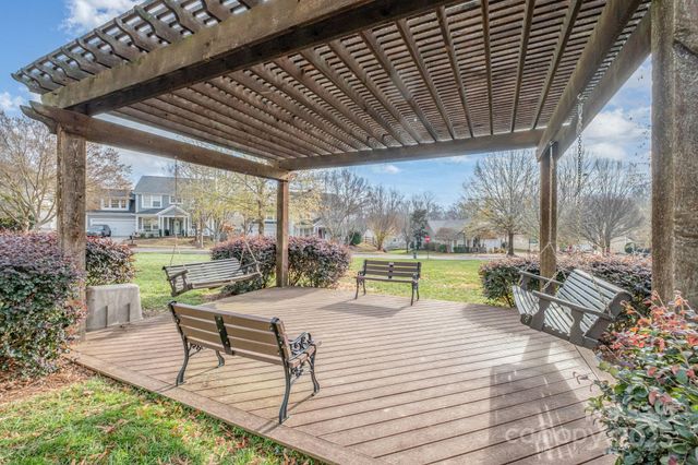 6422 Hasley Woods Drive, Huntersville, NC 28078