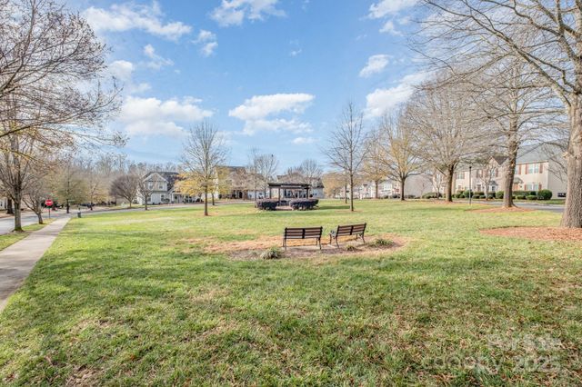 6422 Hasley Woods Drive, Huntersville, NC 28078