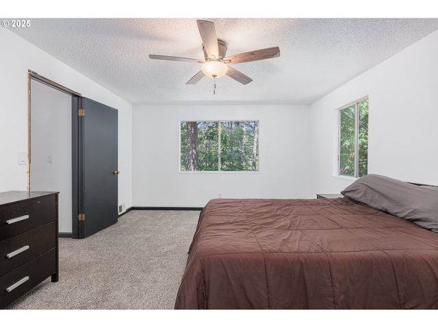 24358 QUEEN ANNE Dr, Philomath, OR 97370