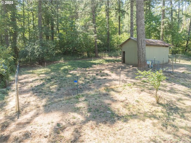 24358 QUEEN ANNE Dr, Philomath, OR 97370