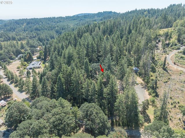 24358 QUEEN ANNE Dr, Philomath, OR 97370