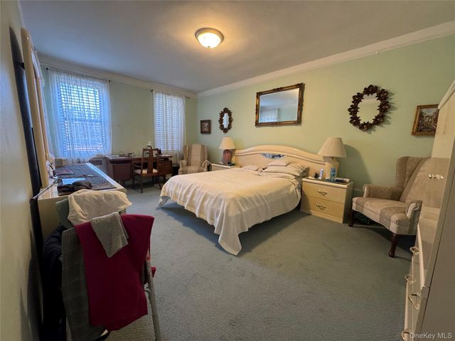 4330 44th Street 3F, Sunnyside, NY 11104