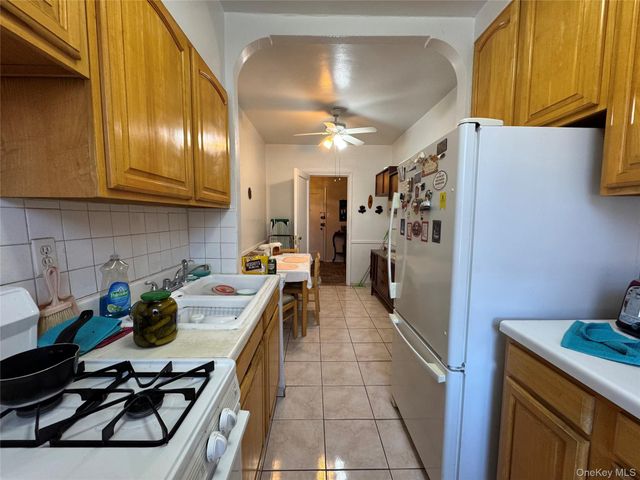 4330 44th Street 3F, Sunnyside, NY 11104