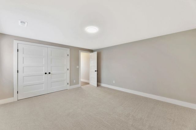 1137 W Trek Cir, Goddard, KS 67052