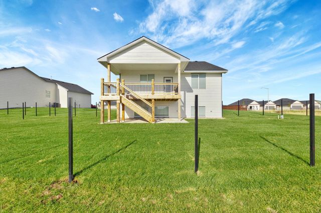 1137 W Trek Cir, Goddard, KS 67052