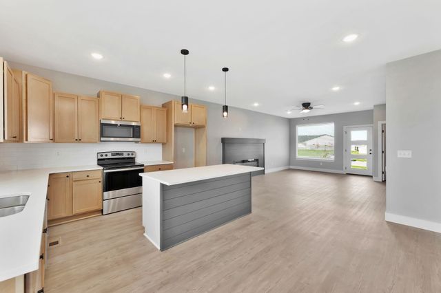 1137 W Trek Cir, Goddard, KS 67052