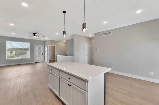 1137 W Trek Cir, Goddard, KS 67052