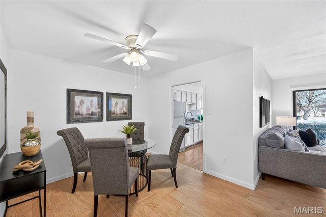 1601 Walpole Drive B, Chesterfield, MO 63017