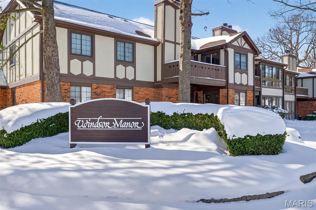 1601 Walpole Drive B, Chesterfield, MO 63017