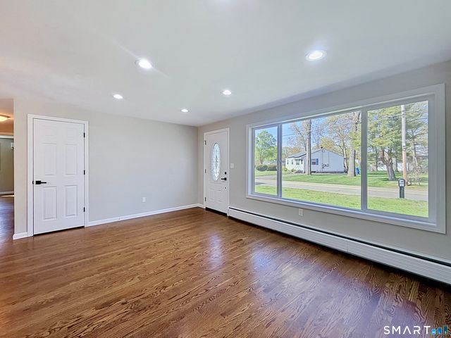 55 Field Road, Cromwell, CT 06416