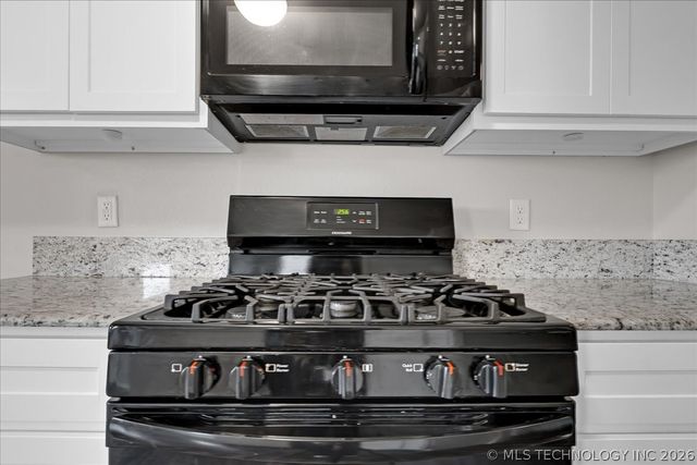10016 E 109th Place North, Owasso, OK 74055