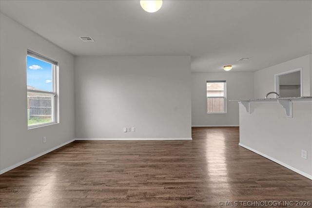 10016 E 109th Place North, Owasso, OK 74055