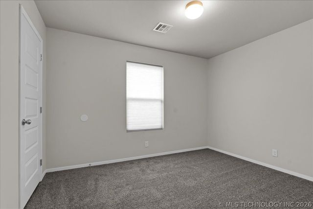 10016 E 109th Place North, Owasso, OK 74055