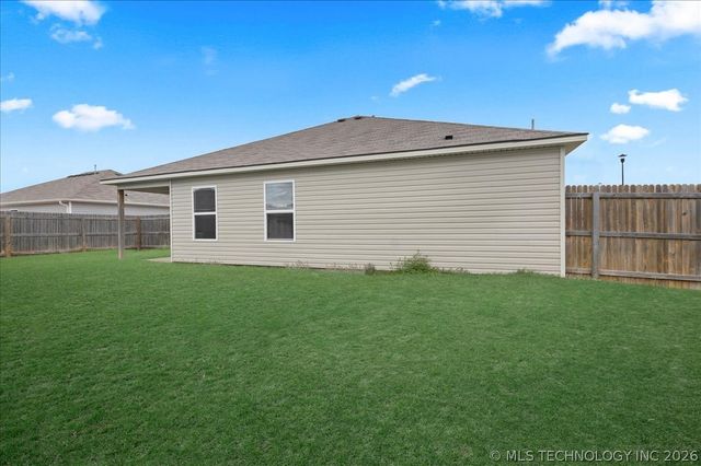 10016 E 109th Place North, Owasso, OK 74055