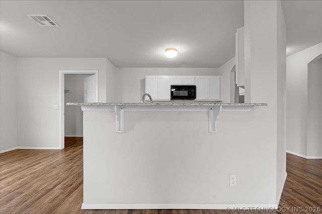 10016 E 109th Place North, Owasso, OK 74055