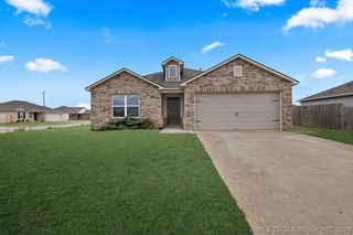 10016 E 109th Place North, Owasso, OK 74055