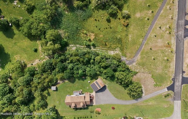 46 Market Street, Glasco, NY 12432