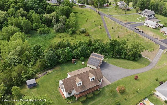 46 Market Street, Glasco, NY 12432