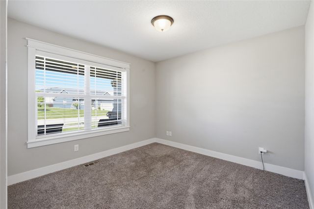 1909 NW Sunset Lane, Grimes, IA 50111