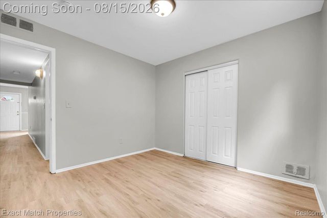 828 Sarasota Avenue, Pontiac, MI 48340