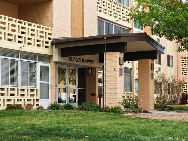 605 S Alton Way 12C, Denver, CO 80247