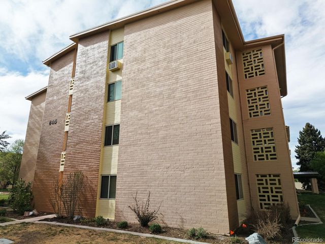 605 S Alton Way 12C, Denver, CO 80247