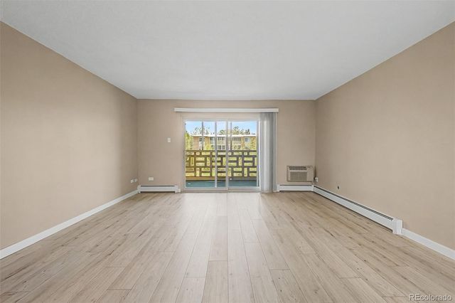 605 S Alton Way 12C, Denver, CO 80247