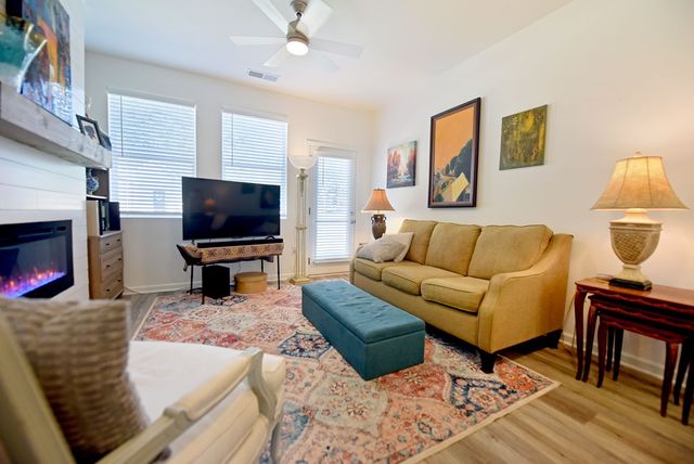25 Grove Loop, Blue Ridge, GA 30513