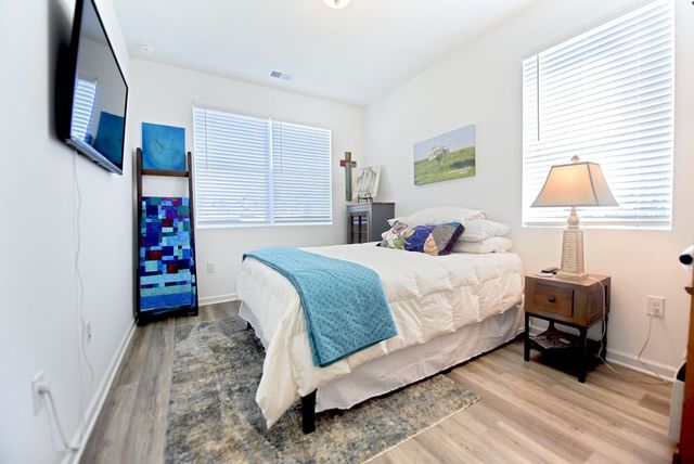 25 Grove Loop, Blue Ridge, GA 30513