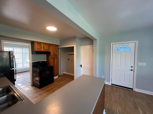 155 Schultz Avenue, Columbus, OH 43222