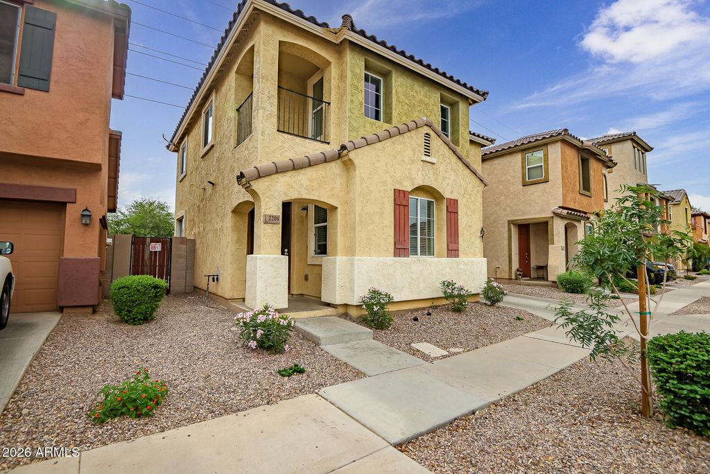 2208 N 78TH Glen, Phoenix, AZ 85035