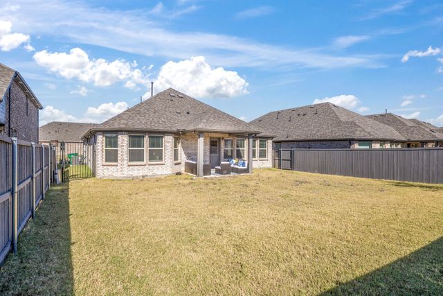 7518 Prairie Holly Lane, Venus, TX 76084