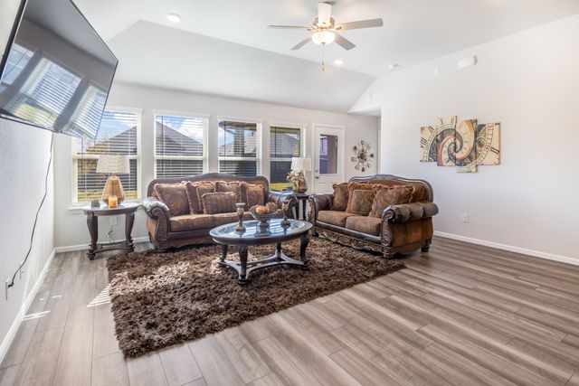 7518 Prairie Holly Lane, Venus, TX 76084